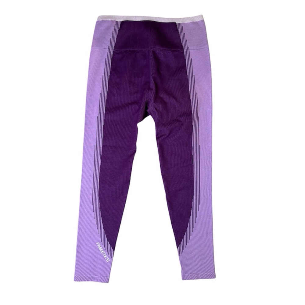 [Fablectics] Seamless Fusion High-Waisted 7/8 Legging - Picture 4 of 5